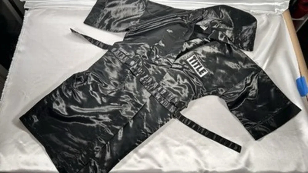 TITLE BOXING SHINY SATIN GLANZ ALL BLACK ROBE HOODED SIZE S FULL LENGTH